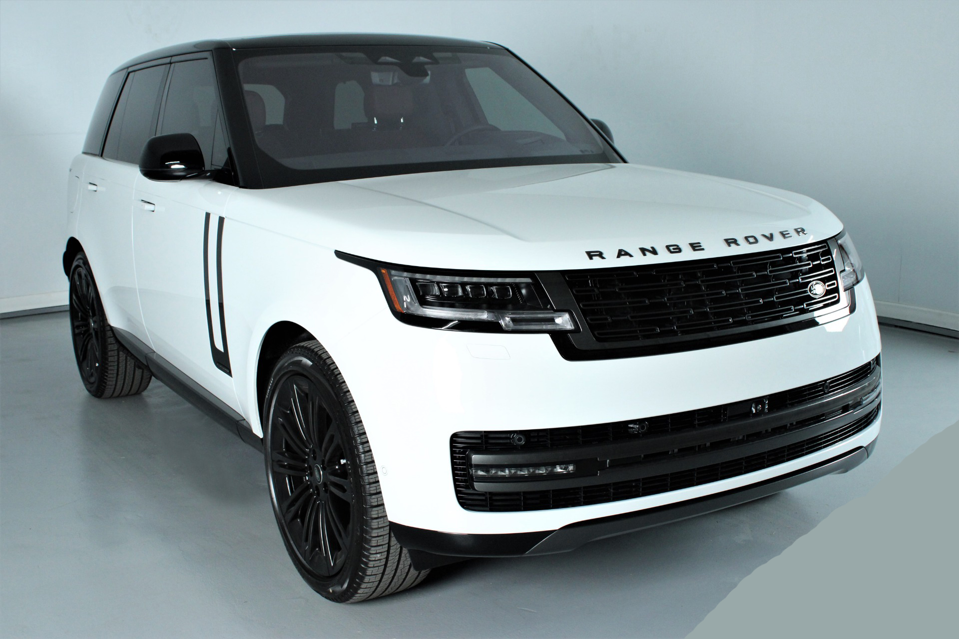 Range Rover Autobiography Car Renting