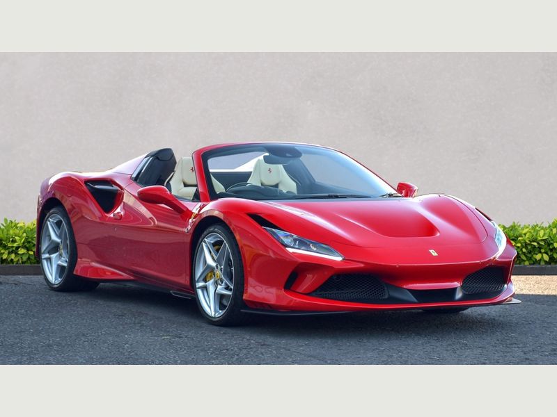 Ferrari F8 Spider (Limo Hire) 18