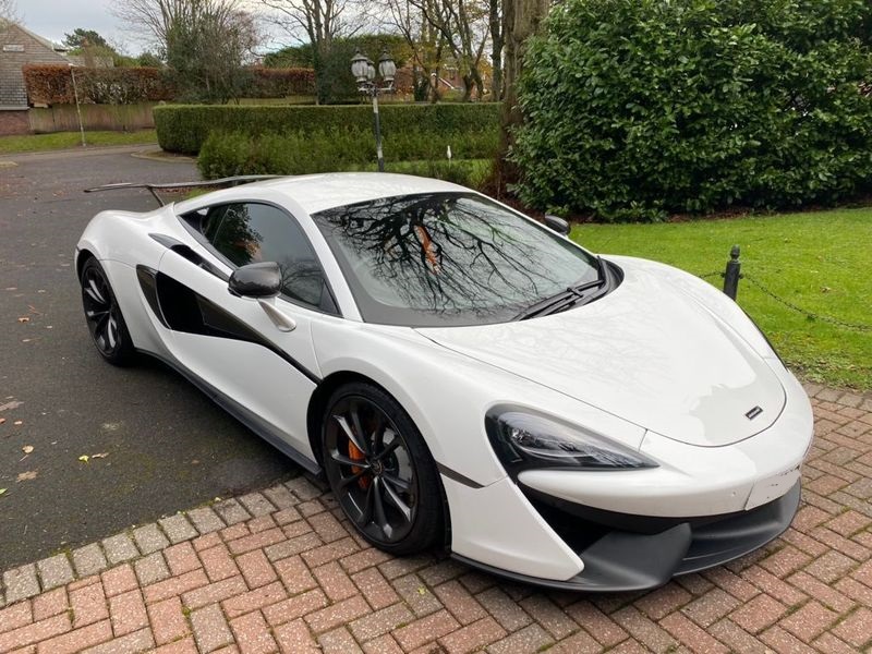 Mclaren 540C (Limo Hire)